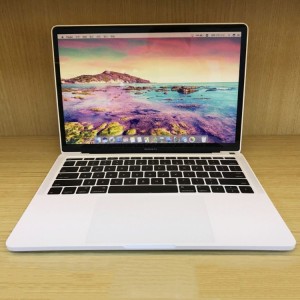 Display Model Non-Working Dummy for MacBook Pro 13 inch