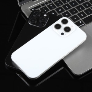 Maqueta con Pantalla Negra de iPhone 16 Pro